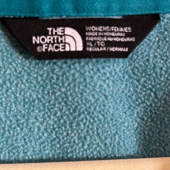 Northface 1/4 Zip Pullover Fleece - Picture 3 of 3